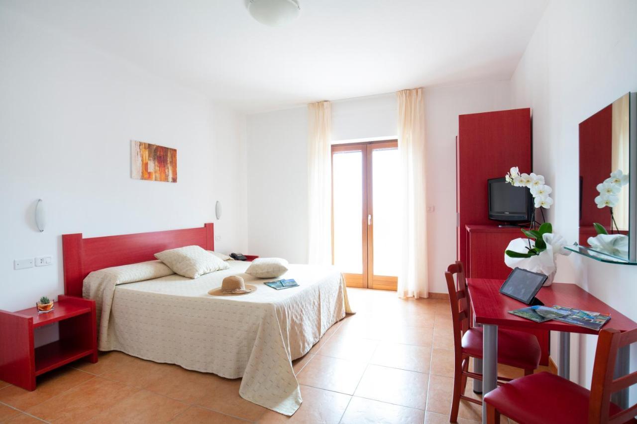 Hotel Delle 4*